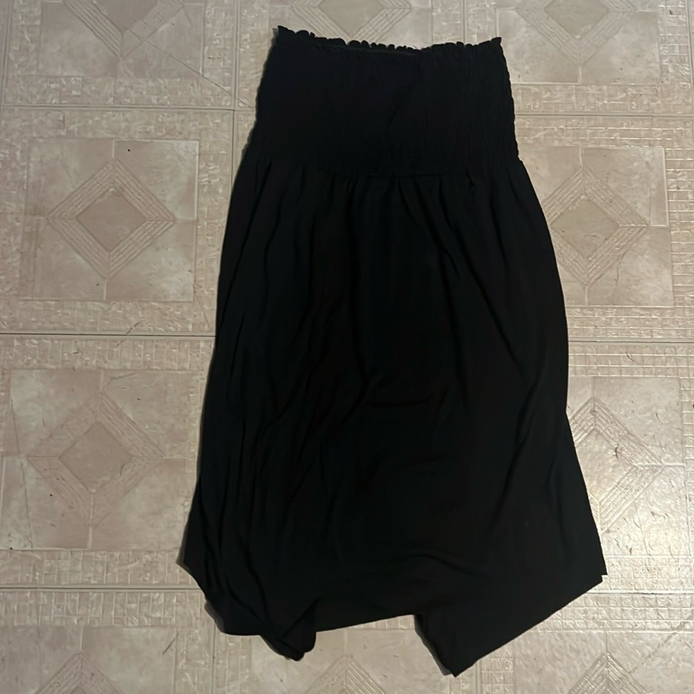 Women’s strapless dress